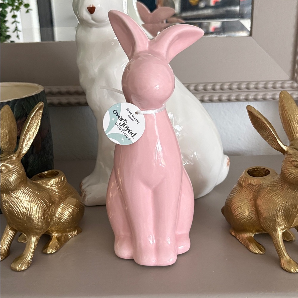 🆕Overjoyed Boutique Pastel Pink Ceramic Bunny